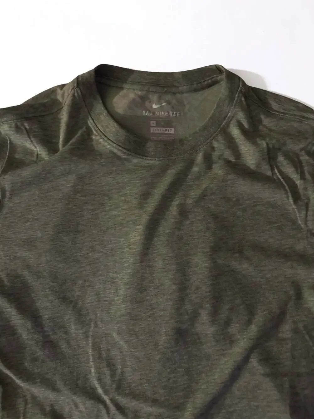 Nike Dri-FIT performance  Unisex T-Shirt - Size M/Grey